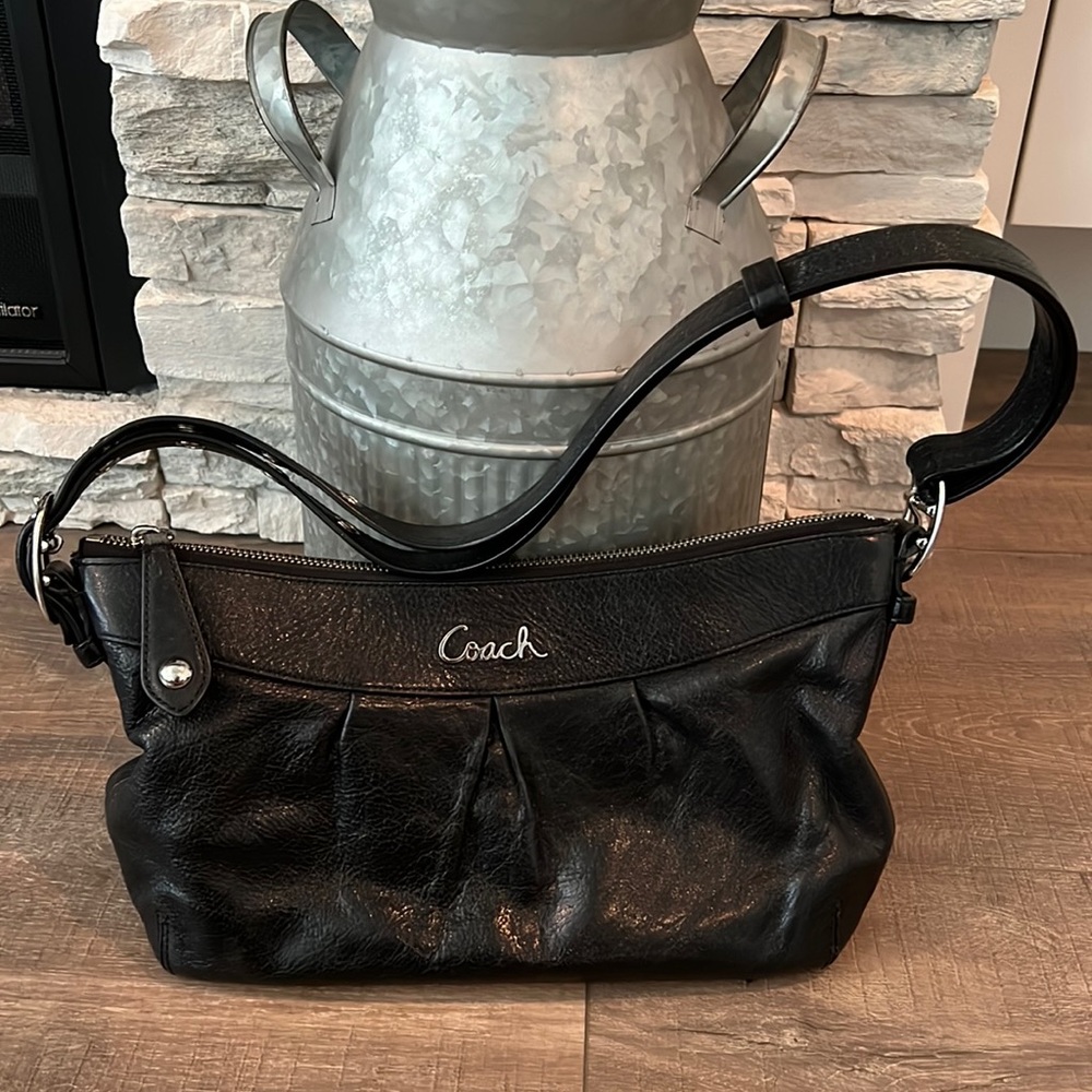 Like new Coach purse